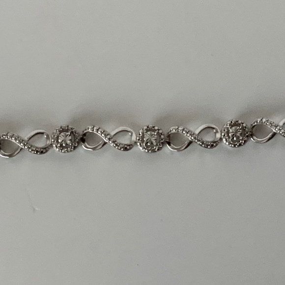 ZALES Bracelet in Sterling Silver 7.5” NWT - Picture 5 of 7